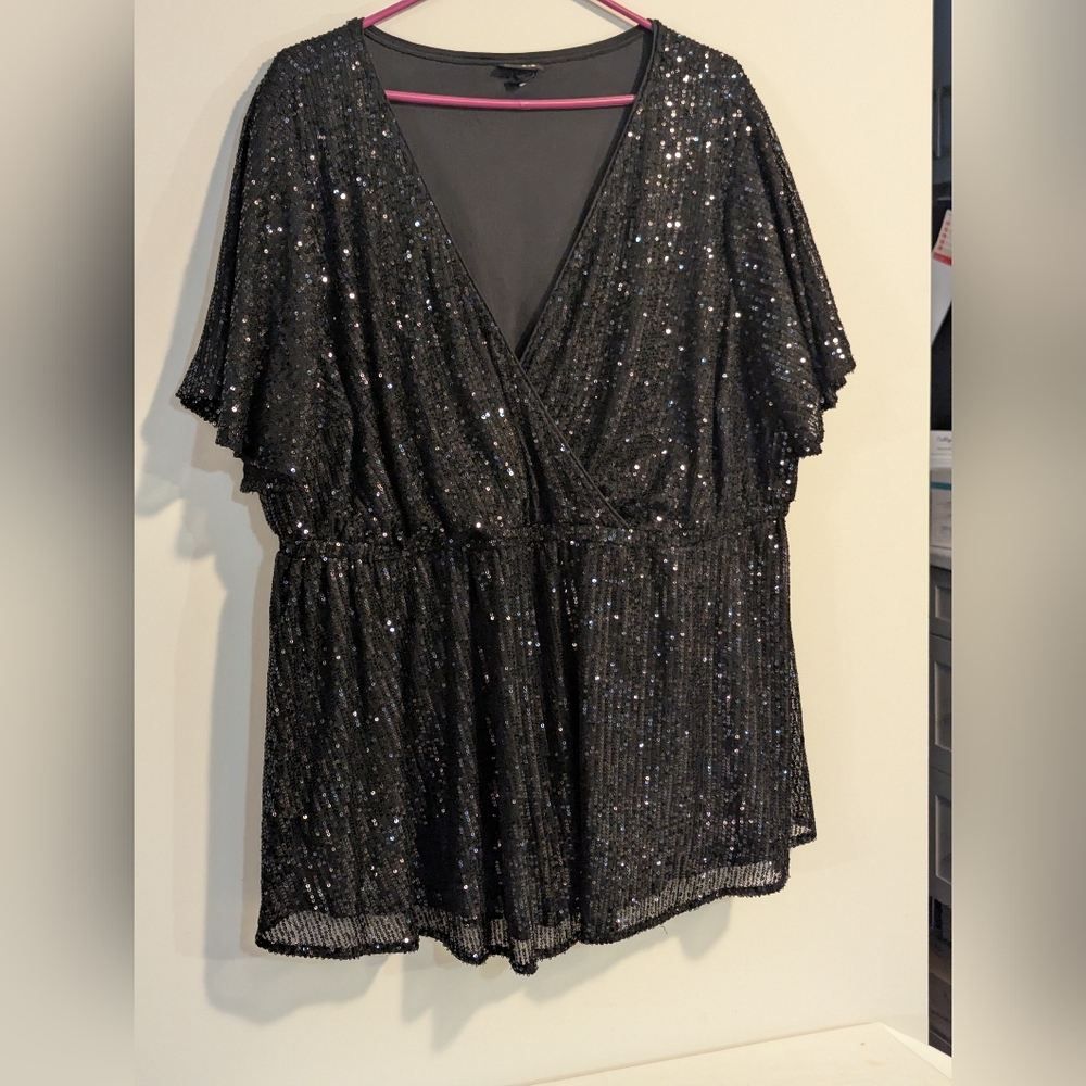 Torrid Black Sequin Babydoll Cross Over Bodice. Size 3X.